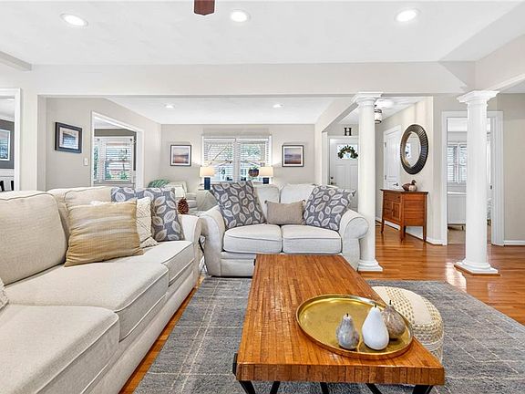 5th image of 557 Longleaf Rd