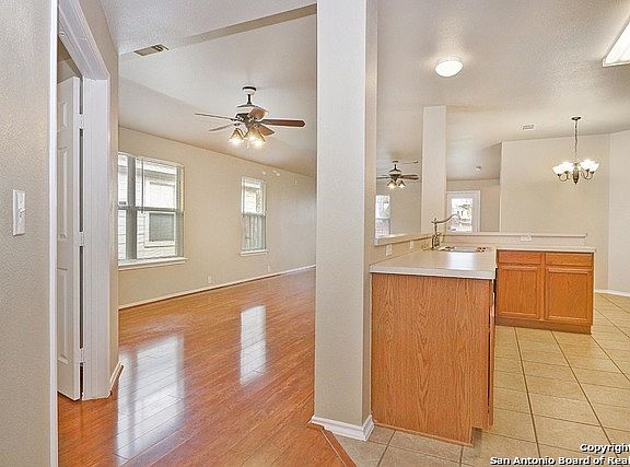 4th image of 6518 Chasethorn Dr