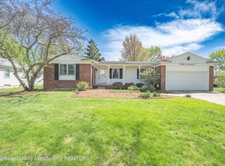 3629 Cambrey Dr, Lansing, MI 48906