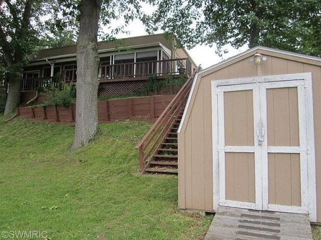 1st image of 2059 Sunshine Dr #6