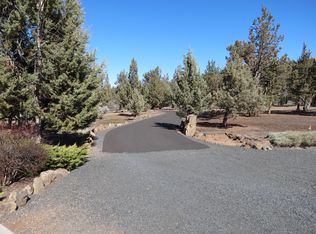 2690 NW Williams Loop, Redmond, OR 97756