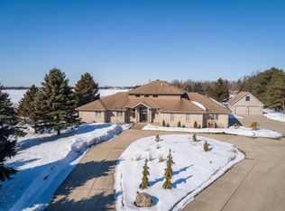 1224 SE 28th St, Owatonna, MN 55060