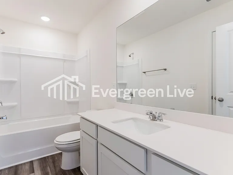 150 Snowdrop Ave — Photo 14