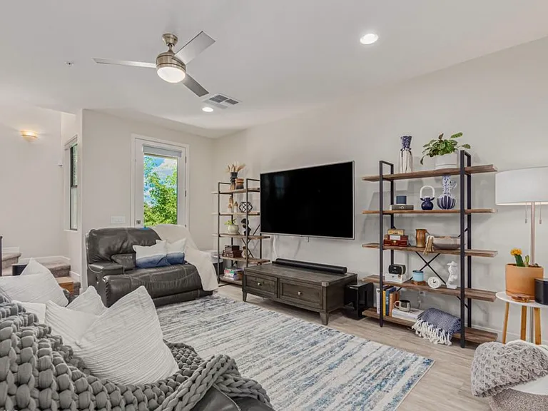 4235 N 26th St #3 — Photo 3
