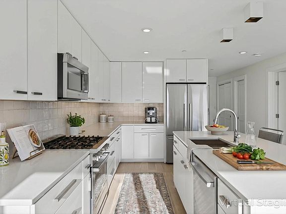 2nd image of 126 North Street #3C