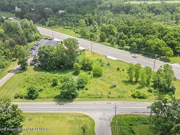 4th image of Waverly Rd