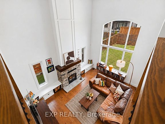 5th image of 157 Ridgeview Dr