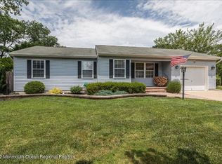 212 Yeoman Rd, Manahawkin, NJ 08050