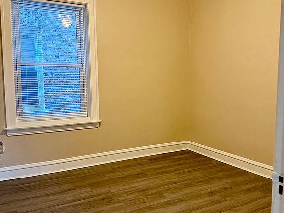3rd image of 7127 S Washtenaw Ave #1R