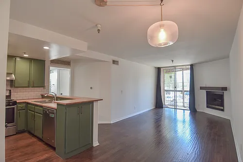 5143 Bakman Ave #206 Photo 1