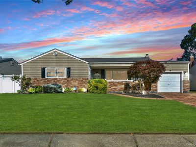 576 Western Park Drive, West Hempstead, NY, 11552