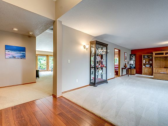 Entry, formal living/dining