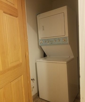 5th image of 2858 W Lyndale St #1