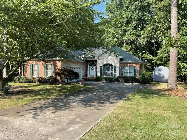 1713 Arbor Way, Albemarle, NC 28001