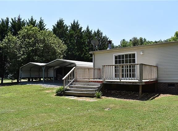 4th image of 240 Ponderosa Rd