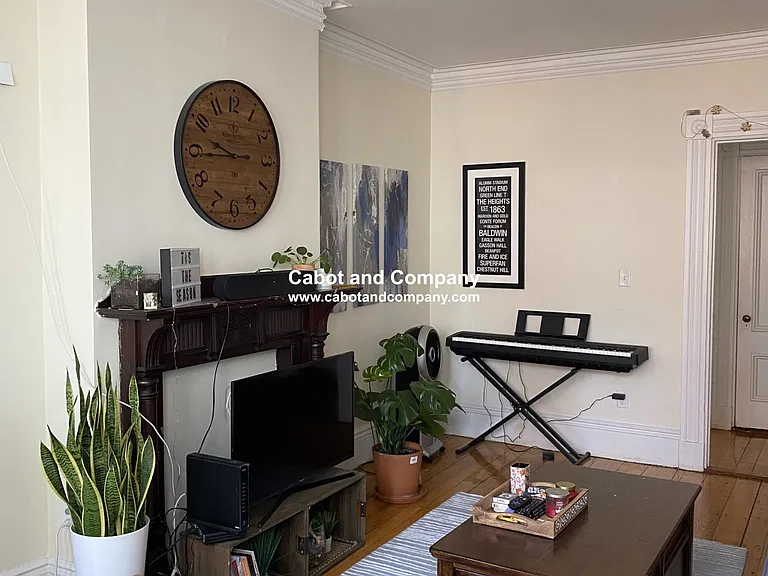 34 Isabella St #8 — Photo 2