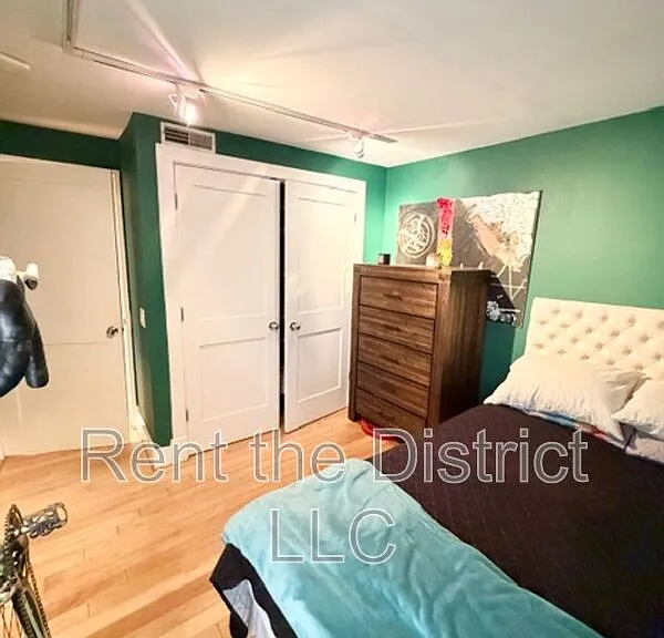 1350 Randolph St NW #1 — Photo 9