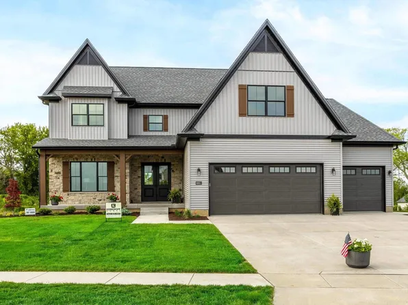 6851 Wilderness Pointe, Bettendorf, IA 52722
