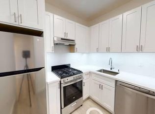 225 Mallorca Way APT 205, San Francisco, CA 94123