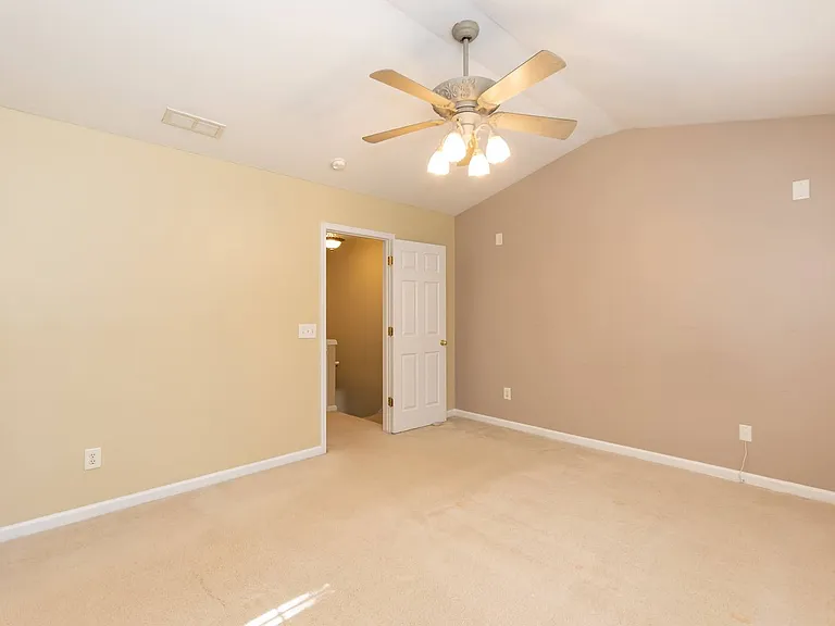 4254 Vienna Crest Dr — Photo 20