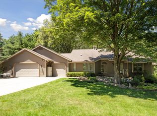 2521 Chippendale Dr, Kalamazoo, MI 49009