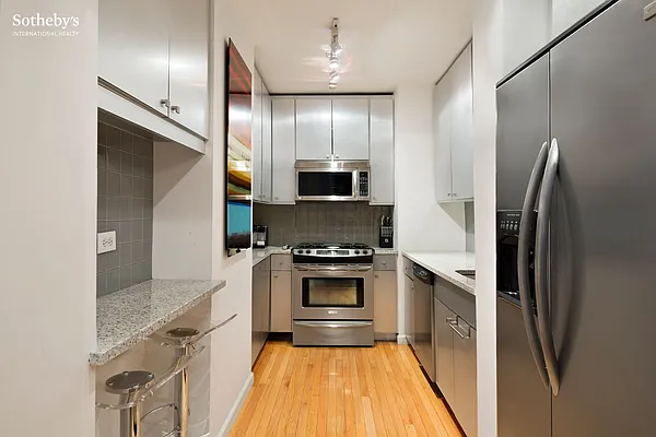 Sold by Sotheby's International Realty | media 12