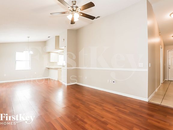3rd image of 2720 Wilder Park Dr