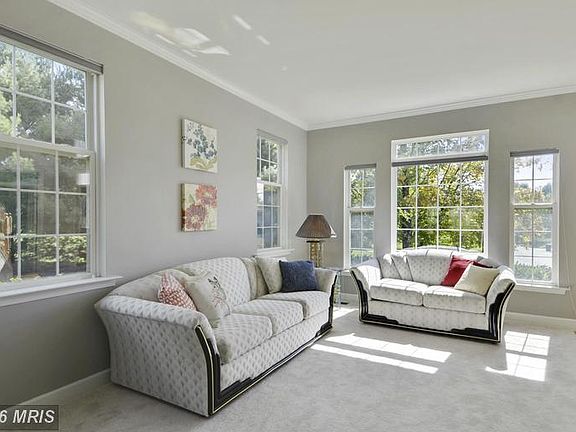 4th image of 24303 Empress Ct