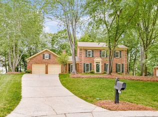 516 Eastville Ct, Matthews, NC 28105
