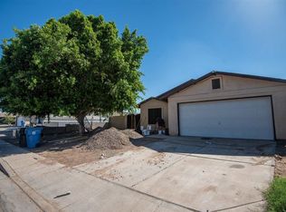 557 W 14th St, Somerton, AZ 85350