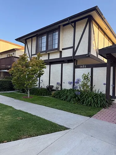 1631 Park Ave Photo 1