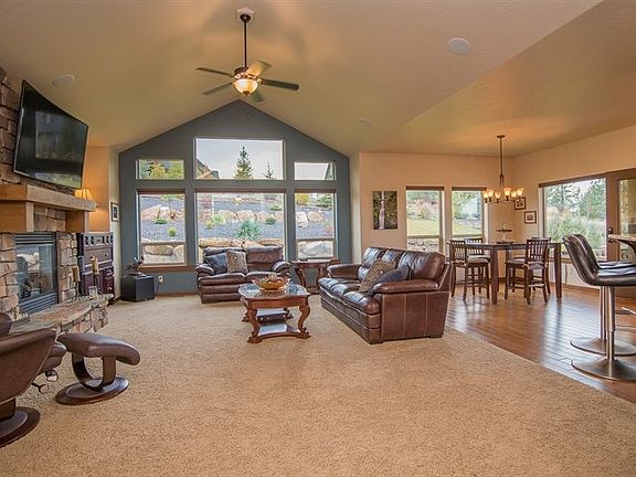 4th image of 21900 E Mullan Ln
