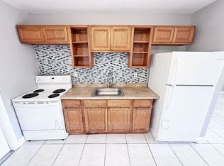 111 NW 32nd Ave #8, Fort Lauderdale, FL 33311