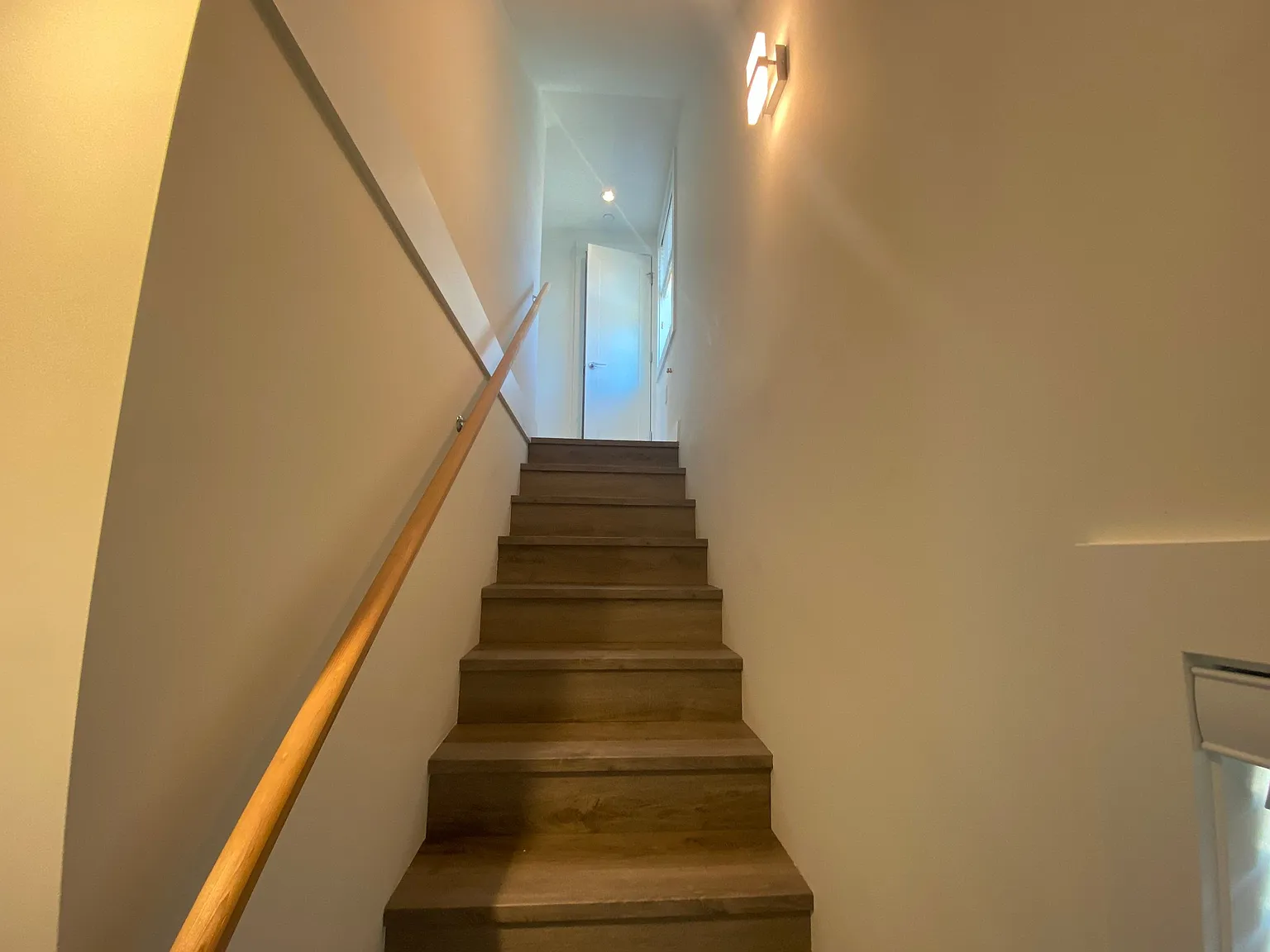 2 bed, 800 sqft, $2,750 — Photo 2