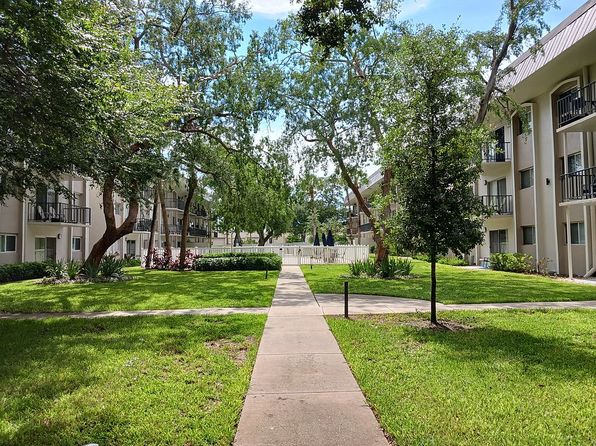 4606 W Gray St UNIT 110