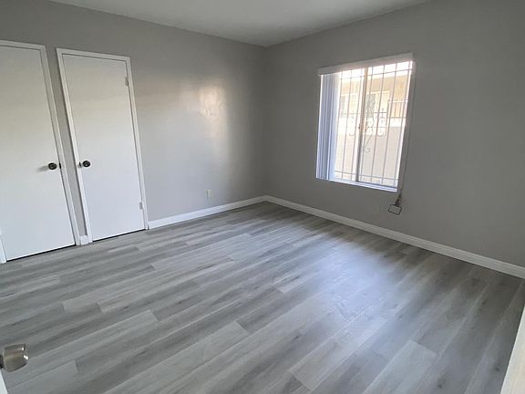 5th image of 721 W 56th St APT 1