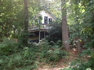 381 J A Hodge Rd, Piney Flats, TN 37686