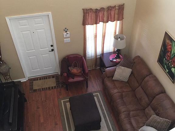 4th image of 202 Riverwalk Cir