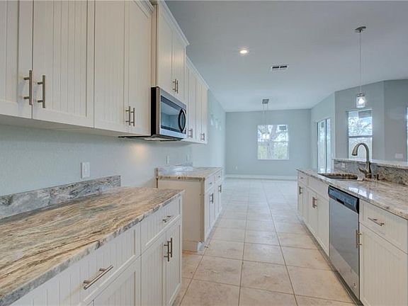 4th image of 163 Antilla Dr