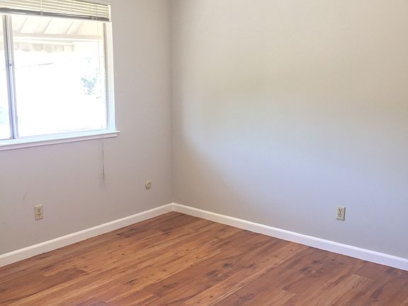 4th image of 775 Carro Dr