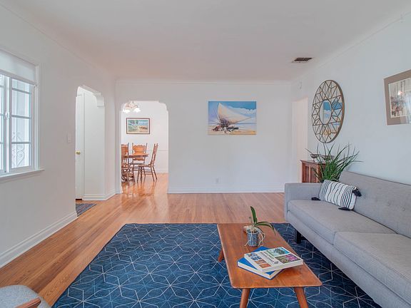 5th image of 266 W Wedgewood Ave