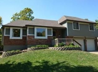 15112 S Kaw Dr, Olathe, KS 66062
