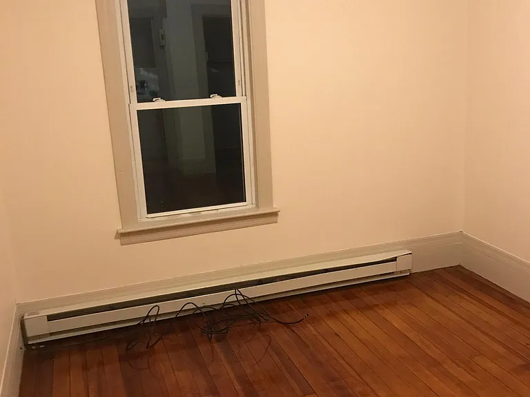 87 Oak St #1F — Photo 8