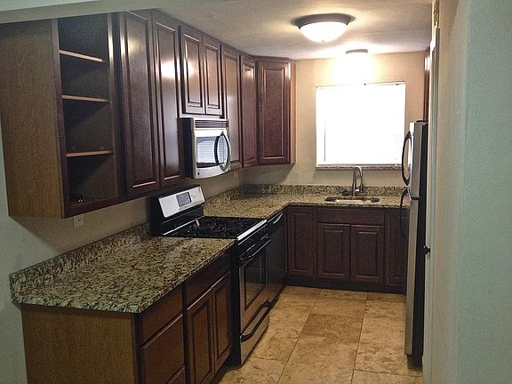 3rd image of 7508 Buckingham Dr APT 3