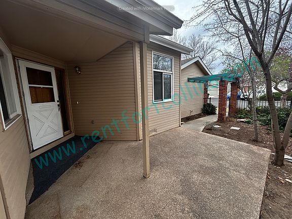 4th image of 3437 Fieldstone Dr