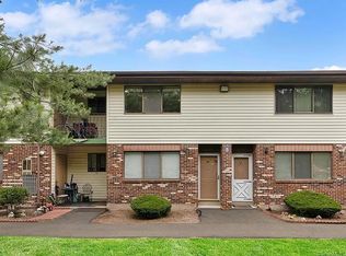 55 Thompson St APT 5F, East Haven, CT 06513