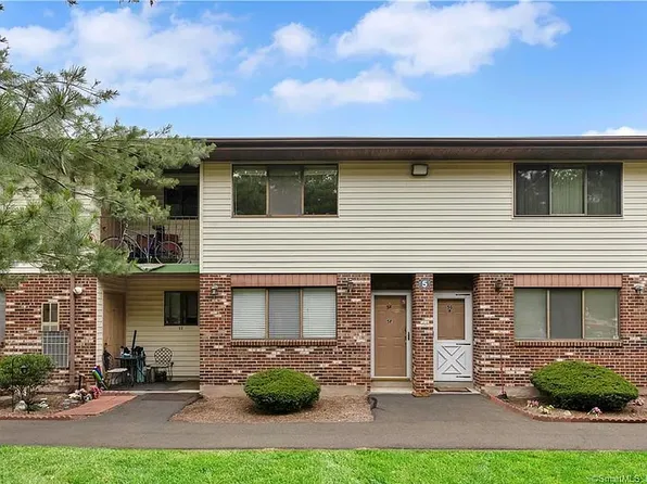 55 Thompson St APT 5F, East Haven, CT 06513