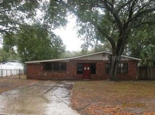 303 NE 4th Ave, Mulberry, FL 33860