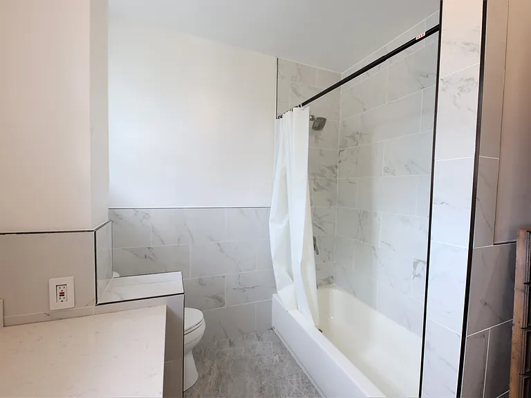 85-04 Park Ln S #3 — Photo 3