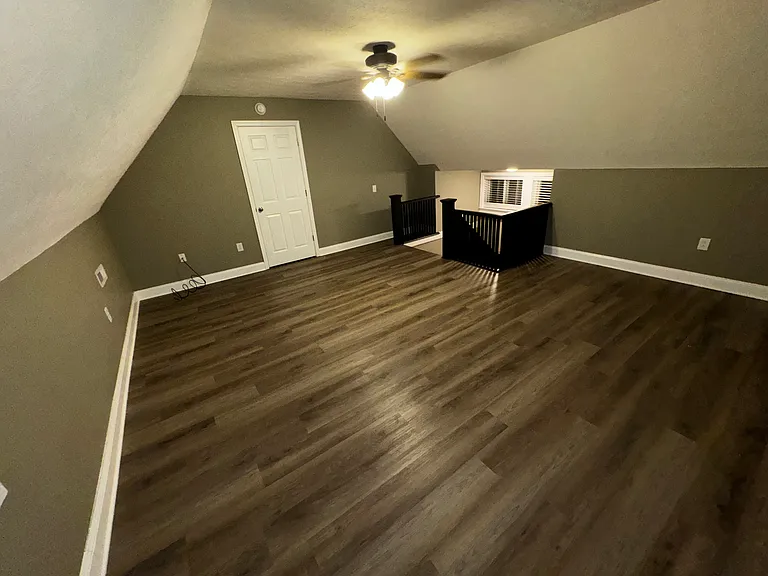 614 6th St #200 — Photo 23
